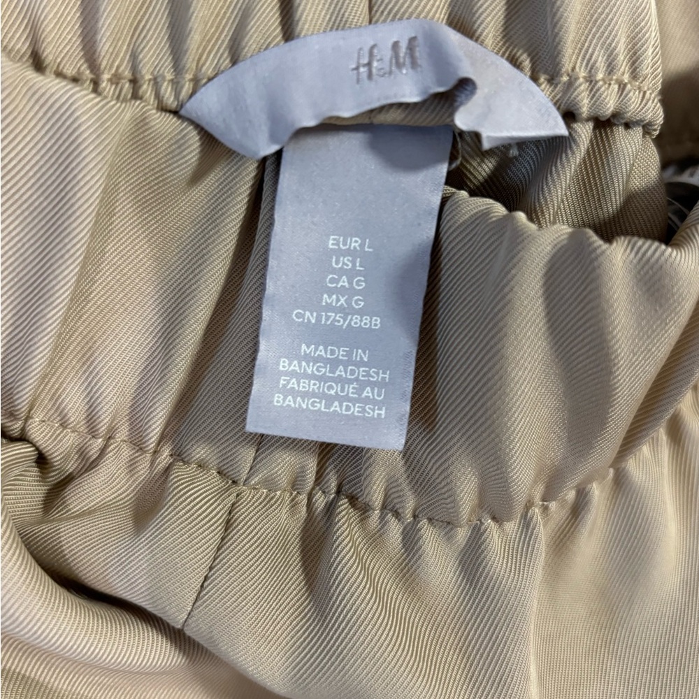 H&M Beige Garment